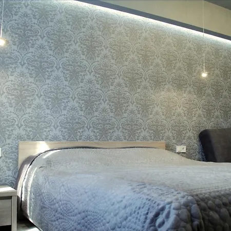 Solo Apartment Драгоманова Киев Номер фото