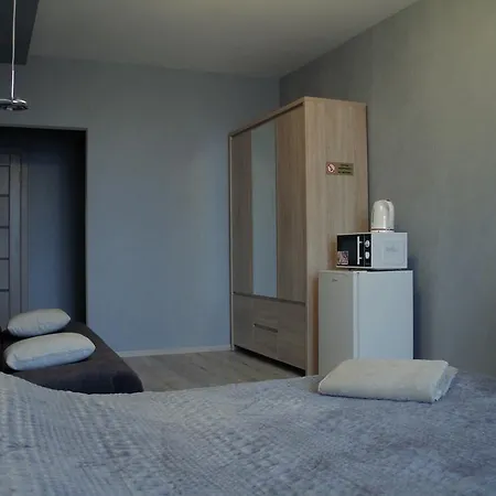 Solo Apartment Драгоманова Киев Экстерьер фото