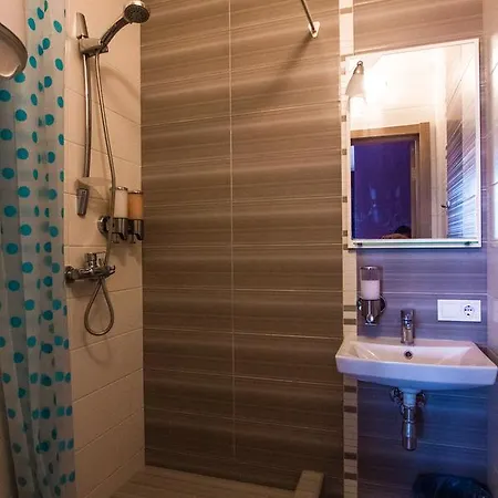 Solo Apartment Драгоманова Киев Экстерьер фото